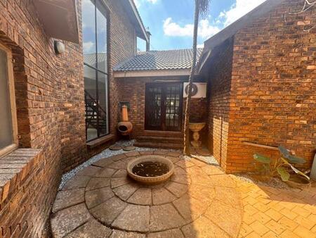 5 Bedroom House in Zwartkop