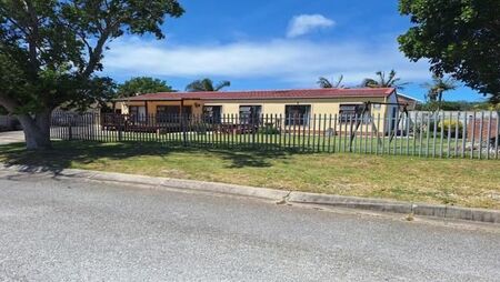 4 Bedroom House in Lorraine