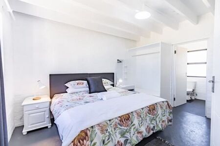 3 Bedroom Apartment in Pringle Bay