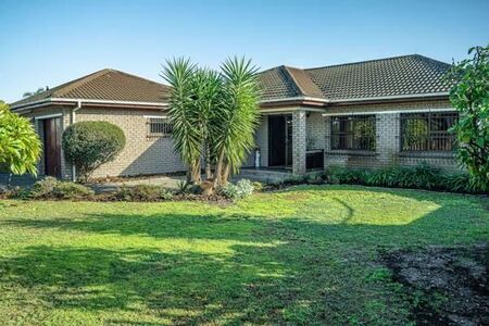 3 Bedroom House in Soneike