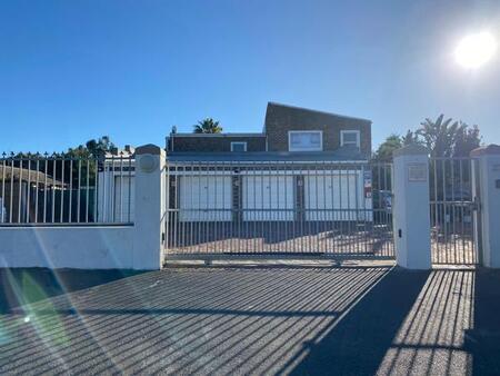 2 Bedroom Flat in Table View