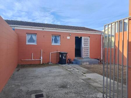 2 Bedroom House in Rocklands