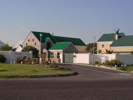 3 Bedroom house to rent in Van Riebeeckstrand, Melkbosstrand