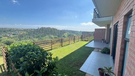 3 Bedroom apartment to rent in Cotswold Fenns, Hillcrest