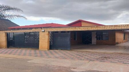 4 Bedroom house to rent in Nellmapius, Pretoria