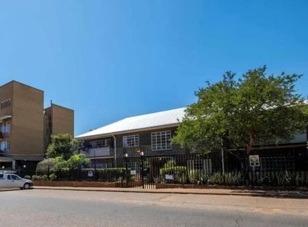 2 Bedroom apartment to rent in Linden, Randburg