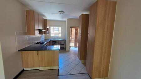 3 Bedroom Apartment in Silver Lakes