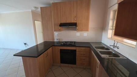2 Bedroom Apartment in Silver Lakes