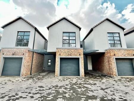 2 Bedroom Townhouse in Brooklyn