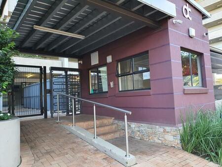 Bachelor apartment in Hatfield