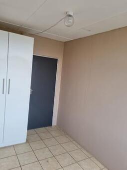 2 Bedroom Apartment in Sunnyside