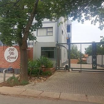 2 Bedroom Apartment in Menlo Park