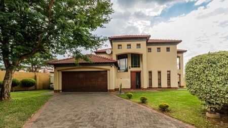 3 Bedroom House in Montana Park