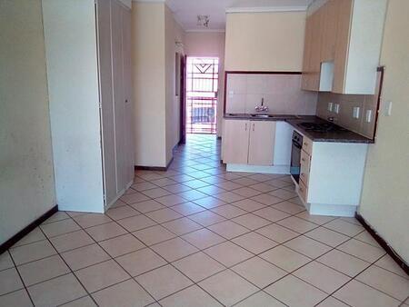 Studio Apartment in Karenpark