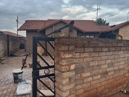 3 Bedroom House in Protea Glen