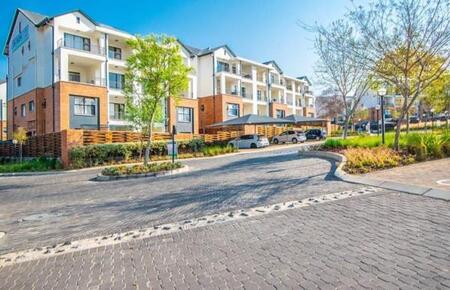 1 Bedroom Apartment in Linbro Park