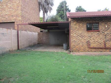 3 Bedroom House in Glenvista