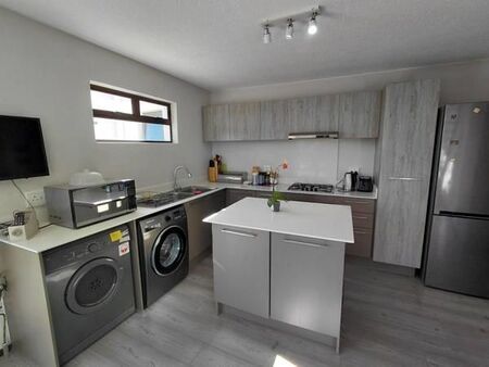 3 Bedroom Apartment in Broadacres