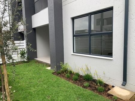 2 Bedroom Apartment in Fourways
