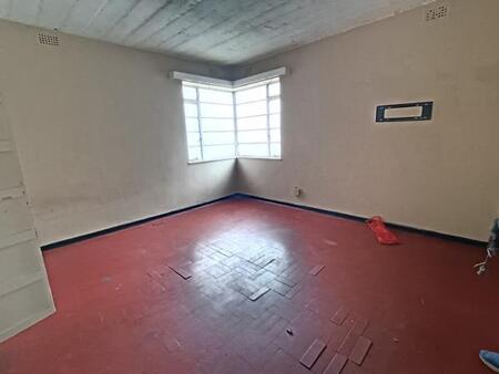 2 Bedroom Apartment in Yeoville