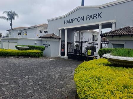 3 Bedroom Cluster in Douglasdale