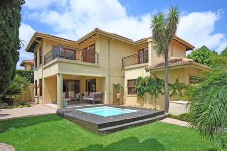 3 Bedroom House in Broadacres