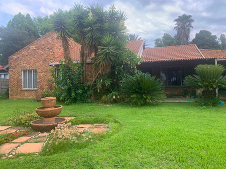 3 Bedroom House in Birchleigh North