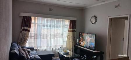 1 Bedroom Apartment in Primrose