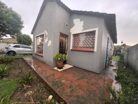 3 Bedroom House in Tsakane