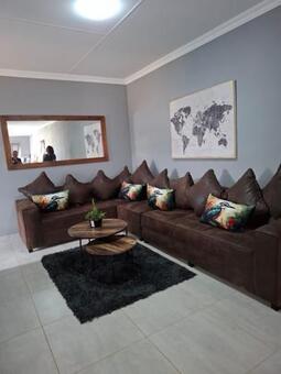 2 Bedroom Apartment in Benoni Ah