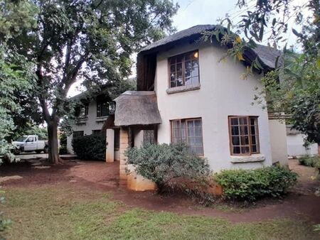 3 Bedroom House in Rooihuiskraal North