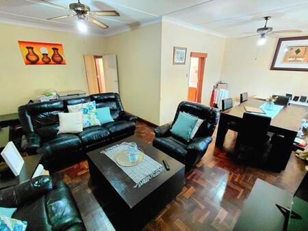 3 Bedroom House in Valhalla