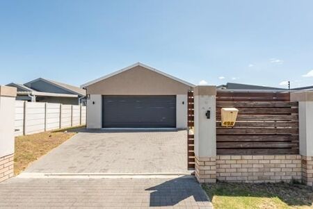 3 Bedroom House in Fairview