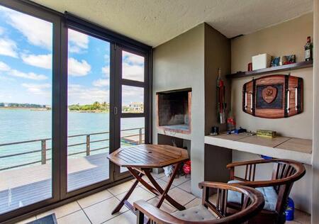 4 Bedroom House in Port Owen