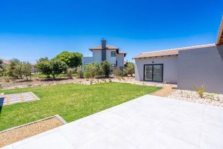 3 Bedroom House in Langebaan Country Estate