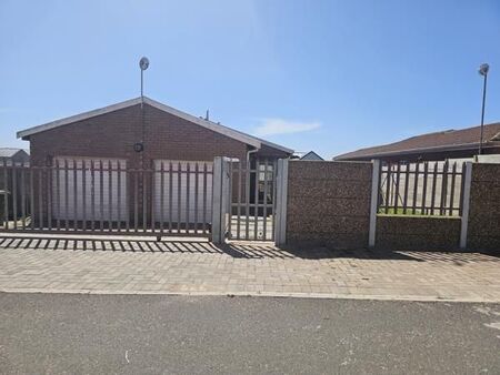 3 Bedroom House in Vredenburg