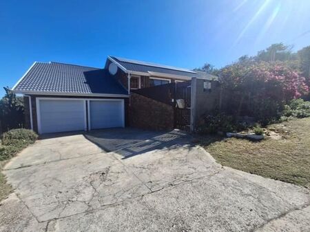 3 Bedroom House in Wilderness