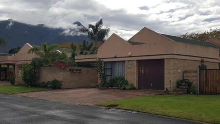 3 Bedroom House in Heather Park