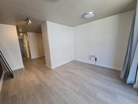 Bachelor apartment in Observatory