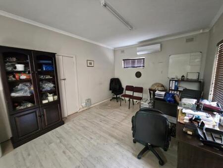 3 Bedroom House in Montclair