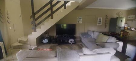 2 Bedroom Duplex in Gillitts