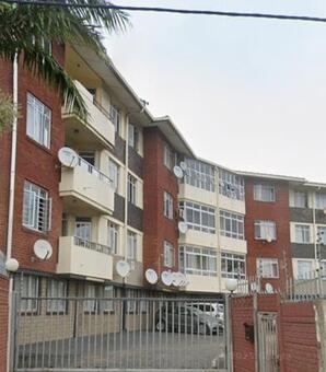 3 Bedroom Flat in Montclair