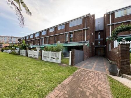 2 Bedroom House in Amanzimtoti