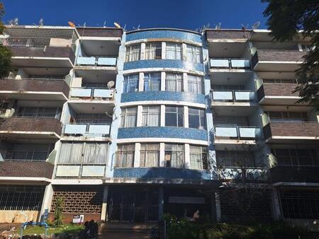 Studio Apartment in Yeoville