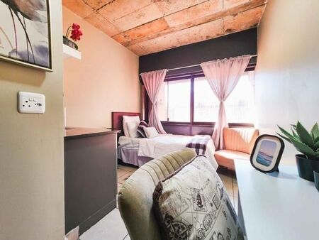 Studio Apartment in Johannesburg Central
