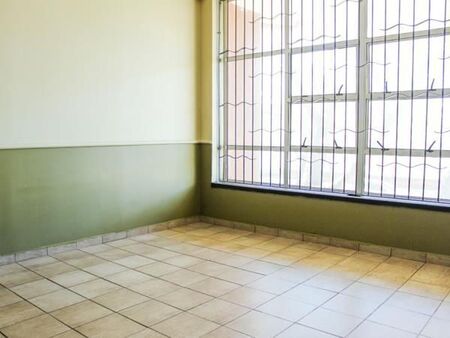 Bachelor apartment in Johannesburg Central