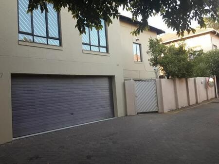 4 Bedroom Townhouse in Bruma