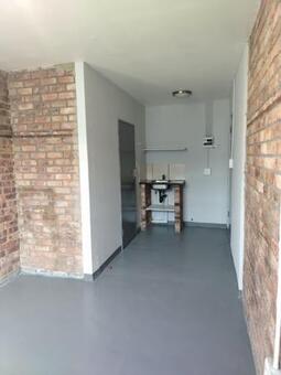 Studio Apartment in Kew