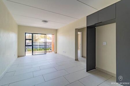 2 Bedroom Apartment in Kensington