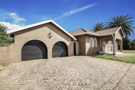 4 Bedroom House in Sydenham